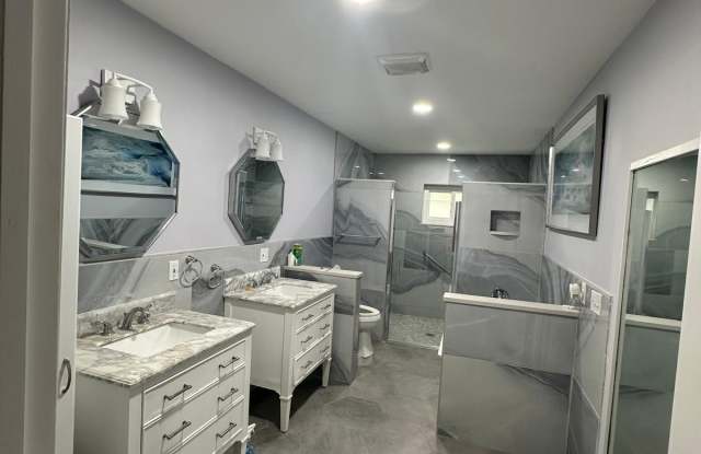 1616 Crandon Avenue Gallery 4