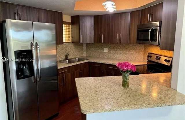 8245 Lake Dr photos photos