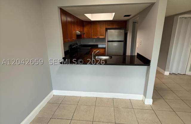 6595 Boulevard Of Champions Gallery 4