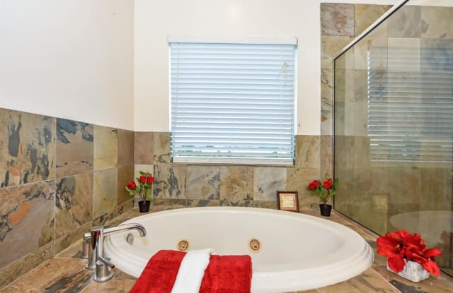 310 Mcalpine Street - 310 Mcalpine Street, Houston, TX 77003