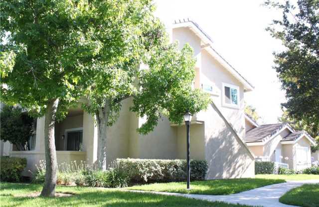 122 GREENMOOR - 122 Greenmoor, Irvine, CA 92614