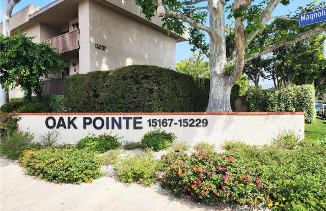 15207 Magnolia Boulevard - 15207 Magnolia Boulevard, Los Angeles, CA 91403