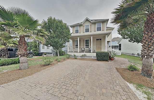 192 Golf Villa Dr - 192 Golf Villa Drive, Walton County, FL 32459