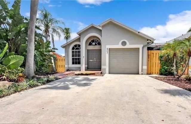 607 SW 15th Street photos photos