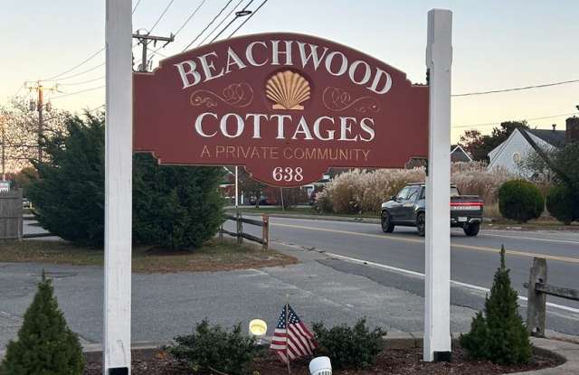 Beachwood Condominiums - Unit 23 - 638 Massachusetts 28, West Yarmouth, MA 02673