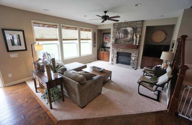 205 Lakeview Road East Gallery 3