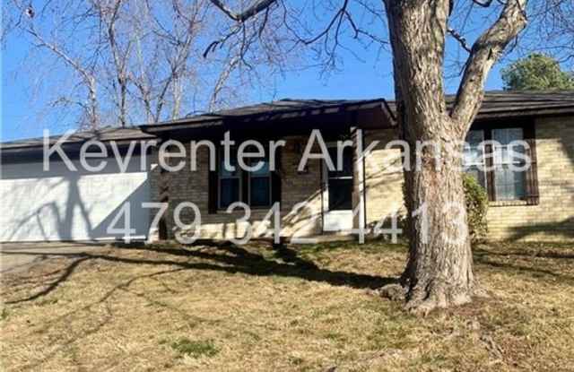 Charming Home with Open Kitchen, Fireplace & 2‑Car Garage photos photos