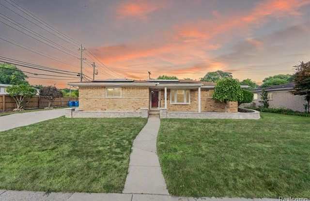 32930 Coventry Place photos photos