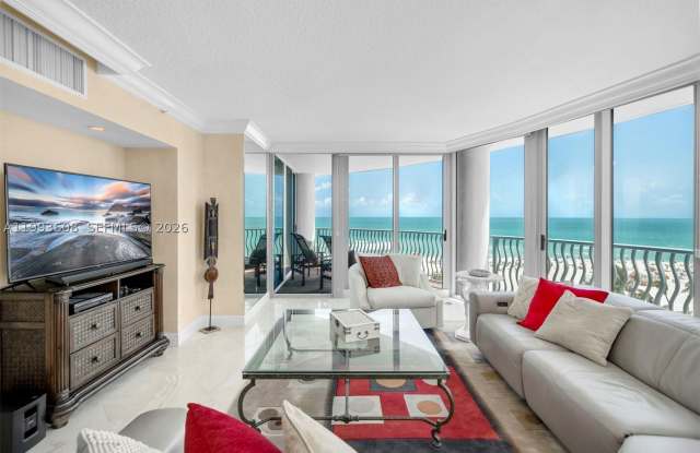 1500 Ocean Drive Gallery 2