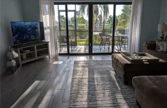 16100 Bay Pointe Boulevard unit: 104 photos photos
