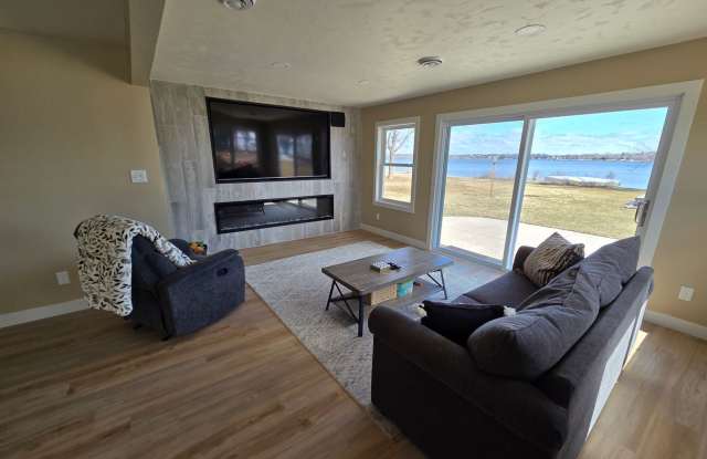 1693 Butte Des Morts Beach Road photos photos