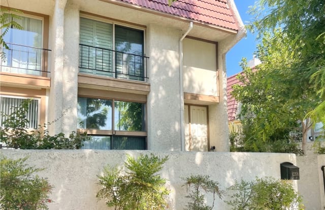 6220 Shoup Avenue 1/2 - 6220 Shoup Avenue, Los Angeles, CA 91367