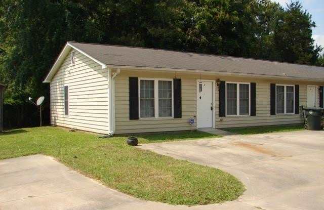 640 Dixon Avenue photos photos