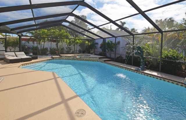 7020 Mango Avenue South photos photos