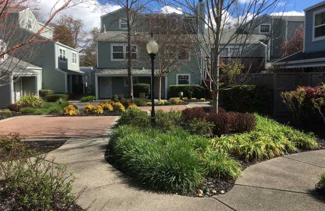 6600 Yount St photos photos