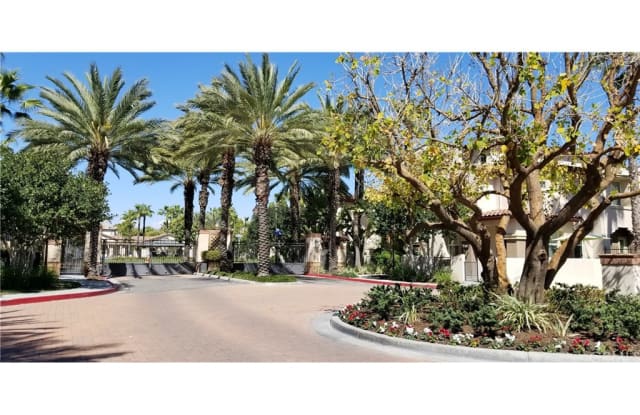 32 Walter Way - 32 Walter Way, Buena Park, CA 90621