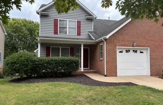2040 STONELEIGH DR Gallery 1