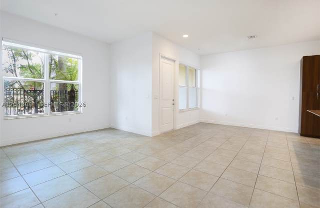 12453 NW 17 Manor Gallery 4