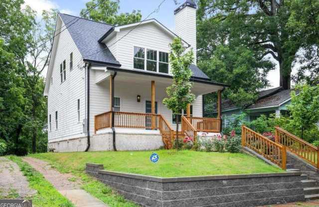 79 Adair Avenue SE Gallery 3