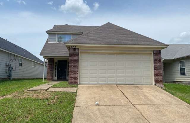4832 Royal Run Dr Gallery 1