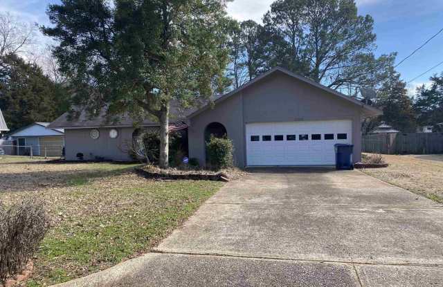 2006 Mcdowling Drive - 2006 McDowling Drive Southeast, Huntsville, AL 35803
