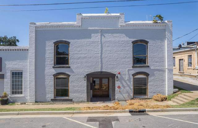 86 S Forest - 86 South Forest Avenue, Hartwell, GA 30643