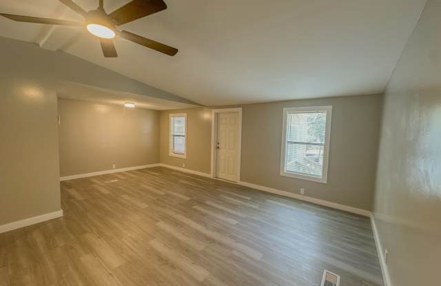 5018 Banksly Circle Gallery 4