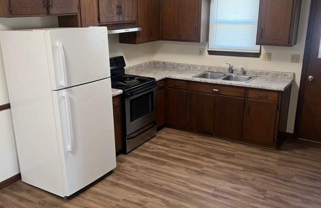 Spacious 3 Bedroom, 1 Bathroom Duplex photos photos
