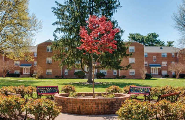 North Pointe Apartment Homes Gallery 2