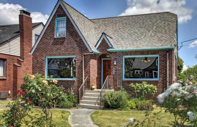 Stunning 3bed/3.5bath Brick Home in Ballard! photos photos