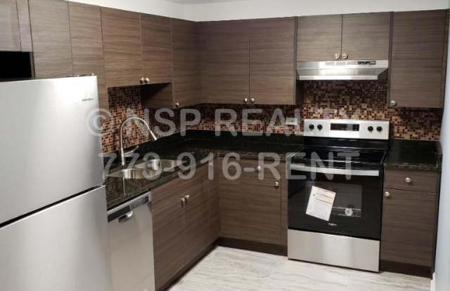 525 North Quentin photos photos