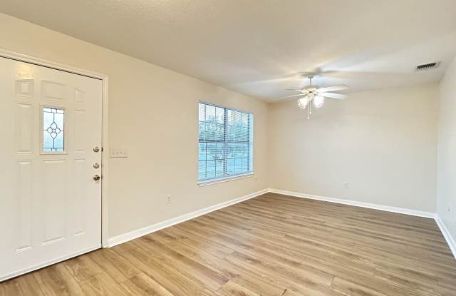 10527 HUNTERS POND Gallery 2