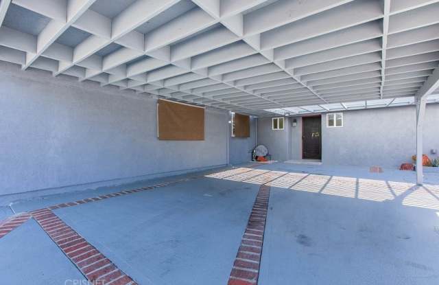 8214 Shirley Avenue Gallery 3