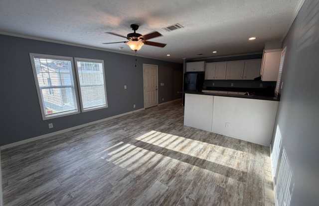5816 S West Archer Road Gallery 4