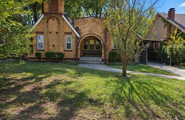 Charming Brick Home with Timeless Character in Oklahoma City's Historic Urban Core Gallery 1