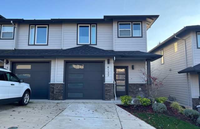 Fantastic Townhouse in South Salem photos photos