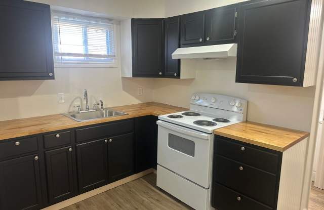 Crescent St. Duplexes Gallery 1