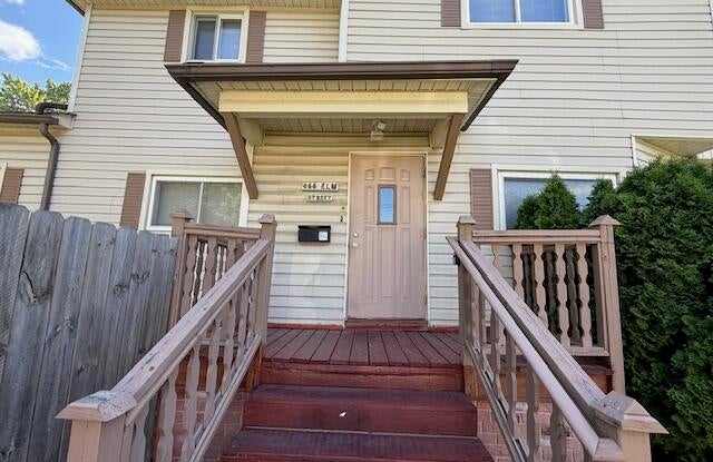 466 Elm Street photos photos