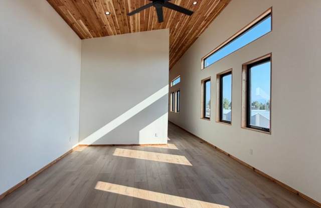 23 Sunset Dr Gallery 4