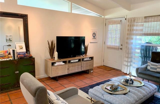 1605 Rockmoor Ave Apt B - 1605 Rockmoor Avenue, Austin, TX 78703