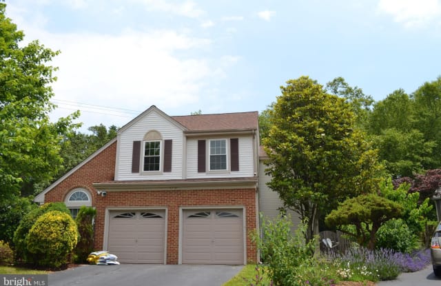13121 LAZY GLEN COURT - 13121 Lazy Glen Court, Franklin Farm, VA 20171