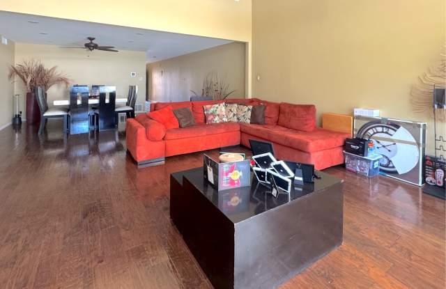 2542 Lindenwood Drive Gallery 3
