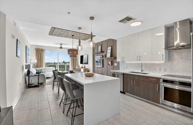 236 Southeast 5th Avenue photos photos