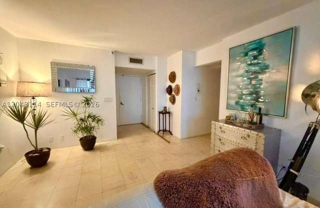 19667 Turnberry Way Gallery 2