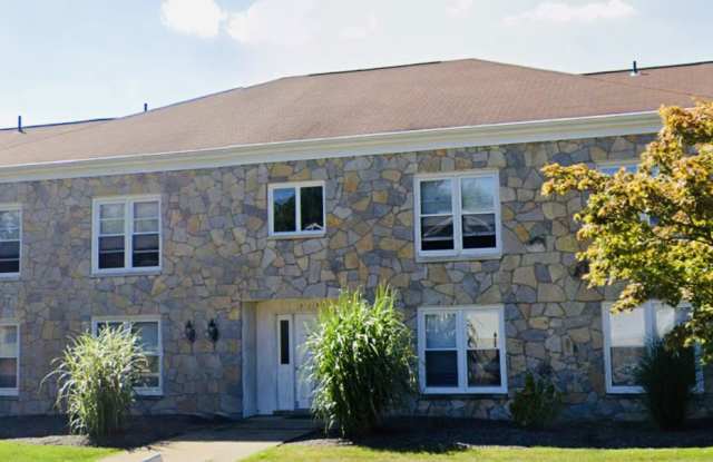 7165 Starcliff Ave Nw - 7165 Starcliff Avenue Northwest, Stark County, OH 44720