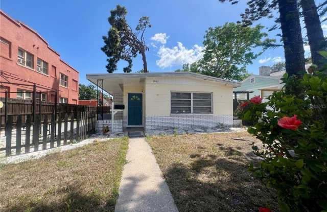 2026 BURLINGTON AVENUE N photos photos