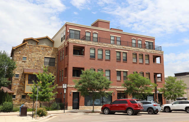 Stylish Condo Retreat Steps from Old Town Charm photos photos