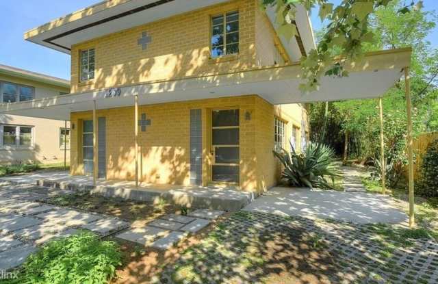 1209 Elm St A - 1209 Elm Street, Austin, TX 78703