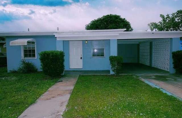 1103 W 30th Street - 1103 West 30th Street, Riviera Beach, FL 33404