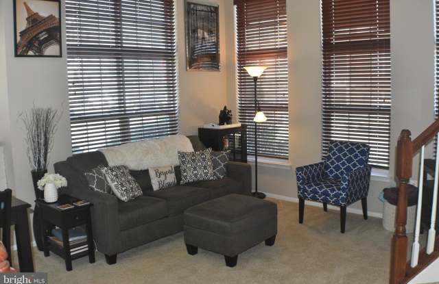 9600 WIGFALL WAY Gallery 2